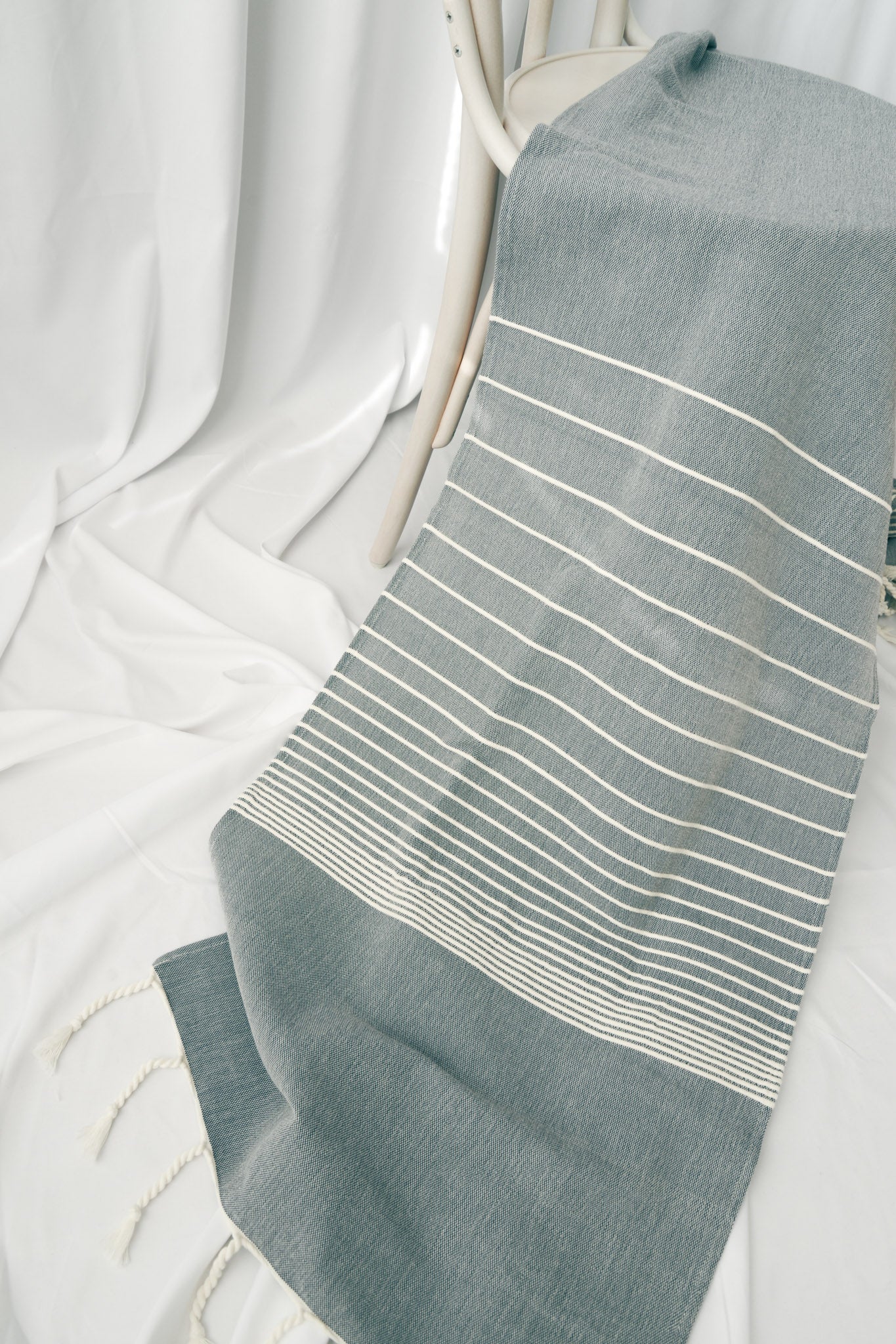 Pure Table runner