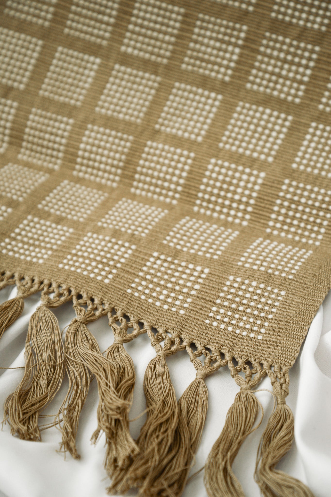 Grid Table runner