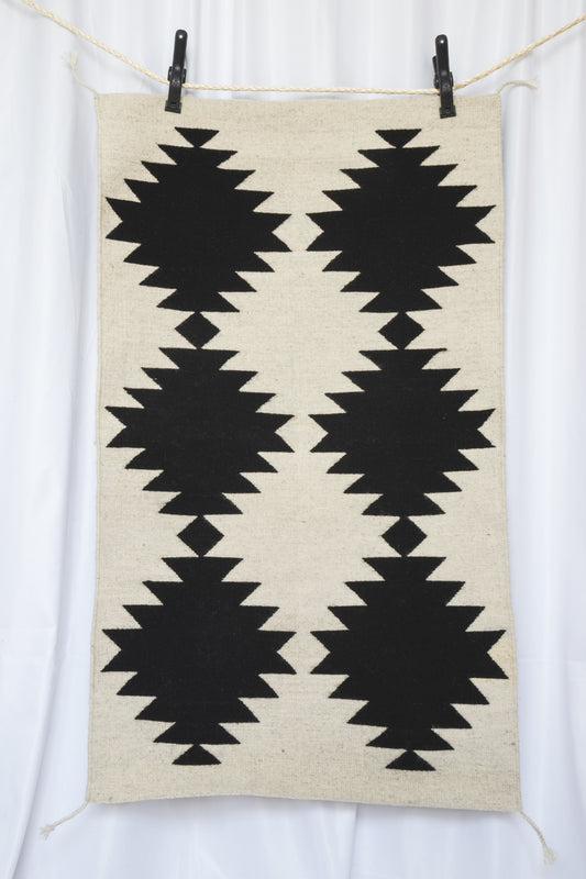 Diamantes BW Rug XS