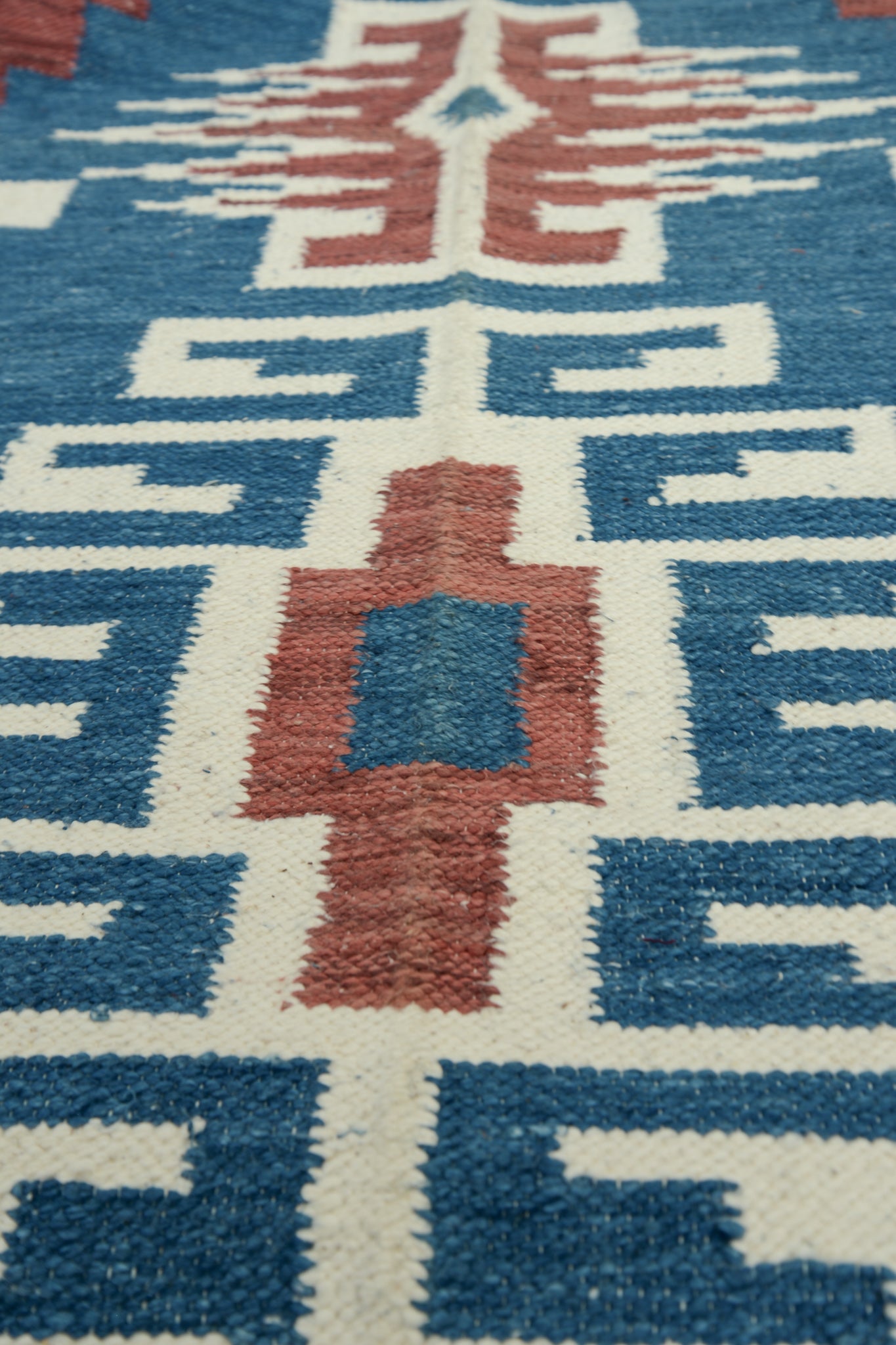 Cuento Rustic Rug M (Sample)