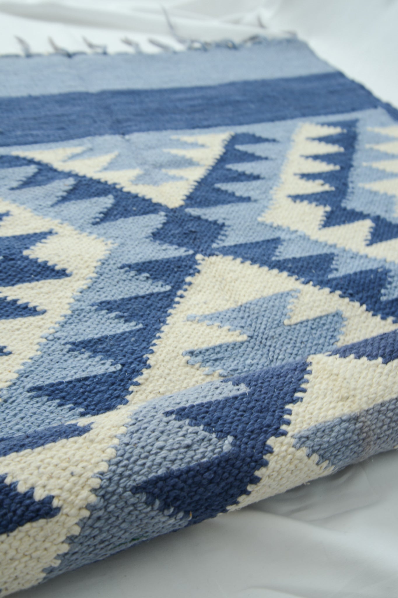 Cielo Rustic Rug M (Sample)