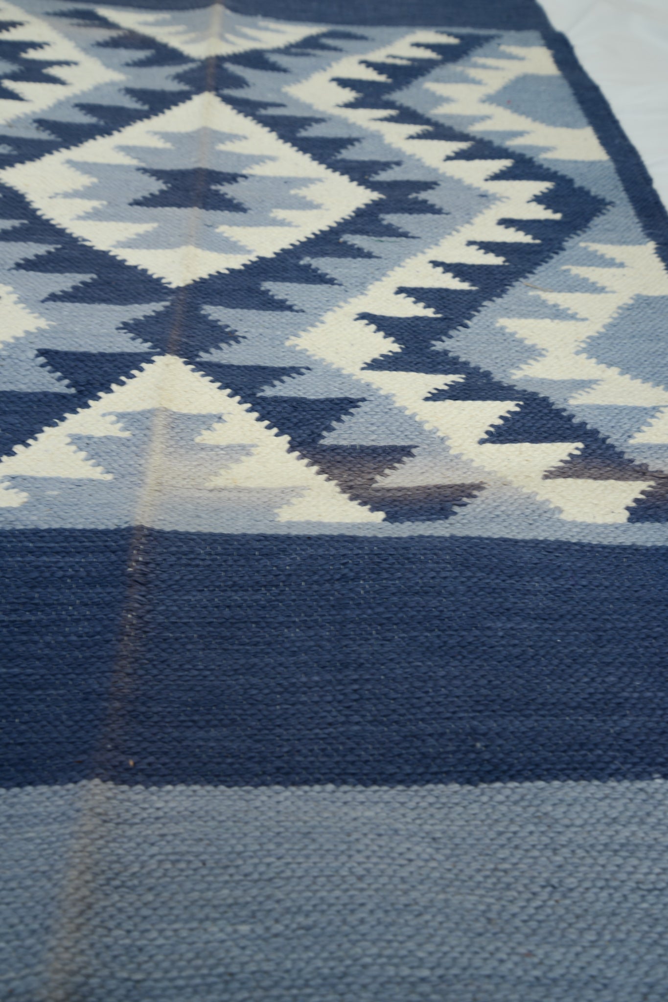 Cielo Rustic Rug M (Sample)