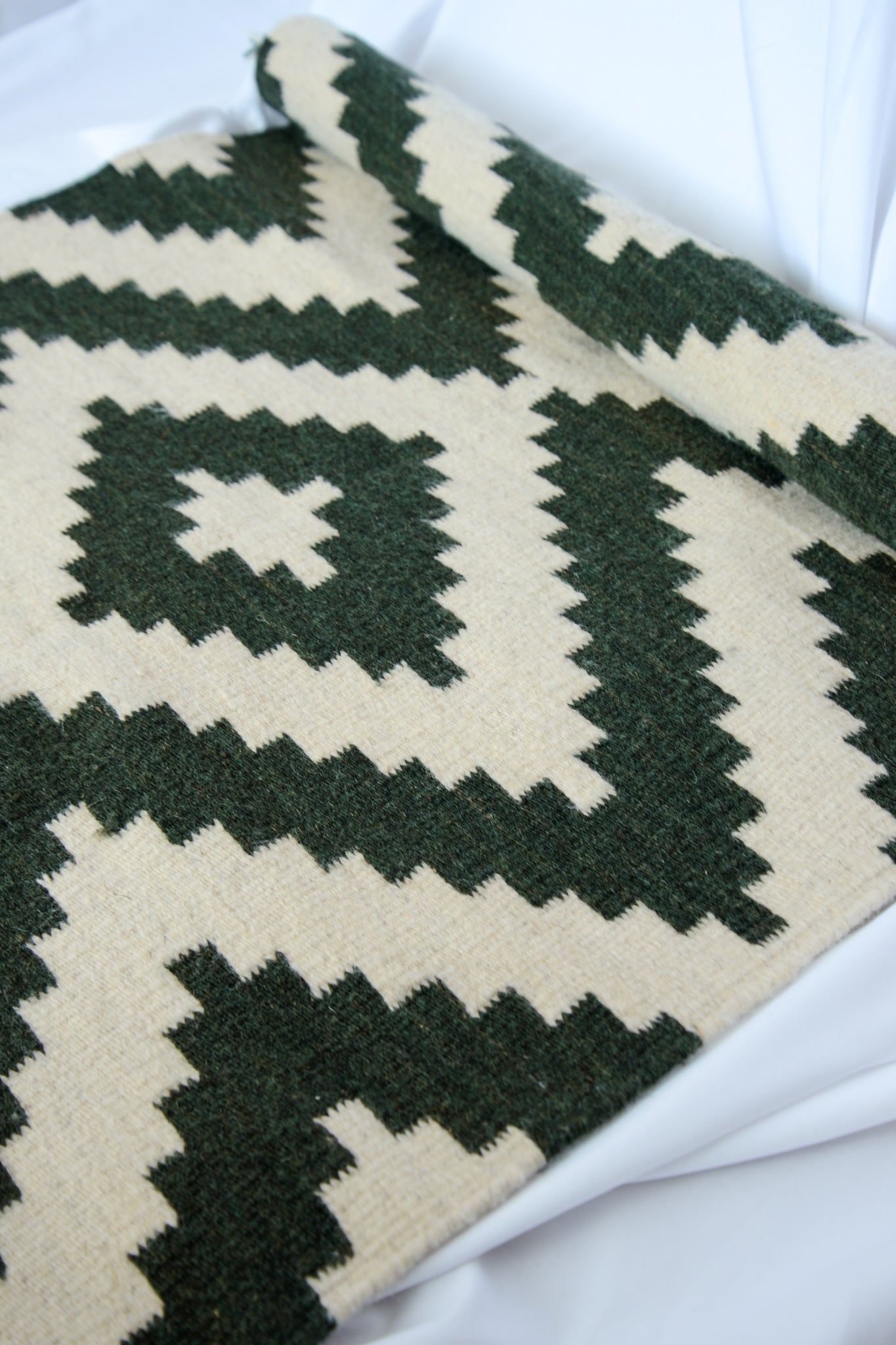 Linear Verde Rug XS