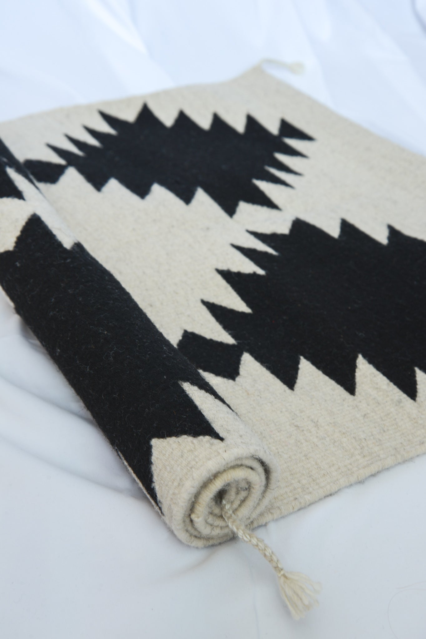 Diamantes BW Rug XS