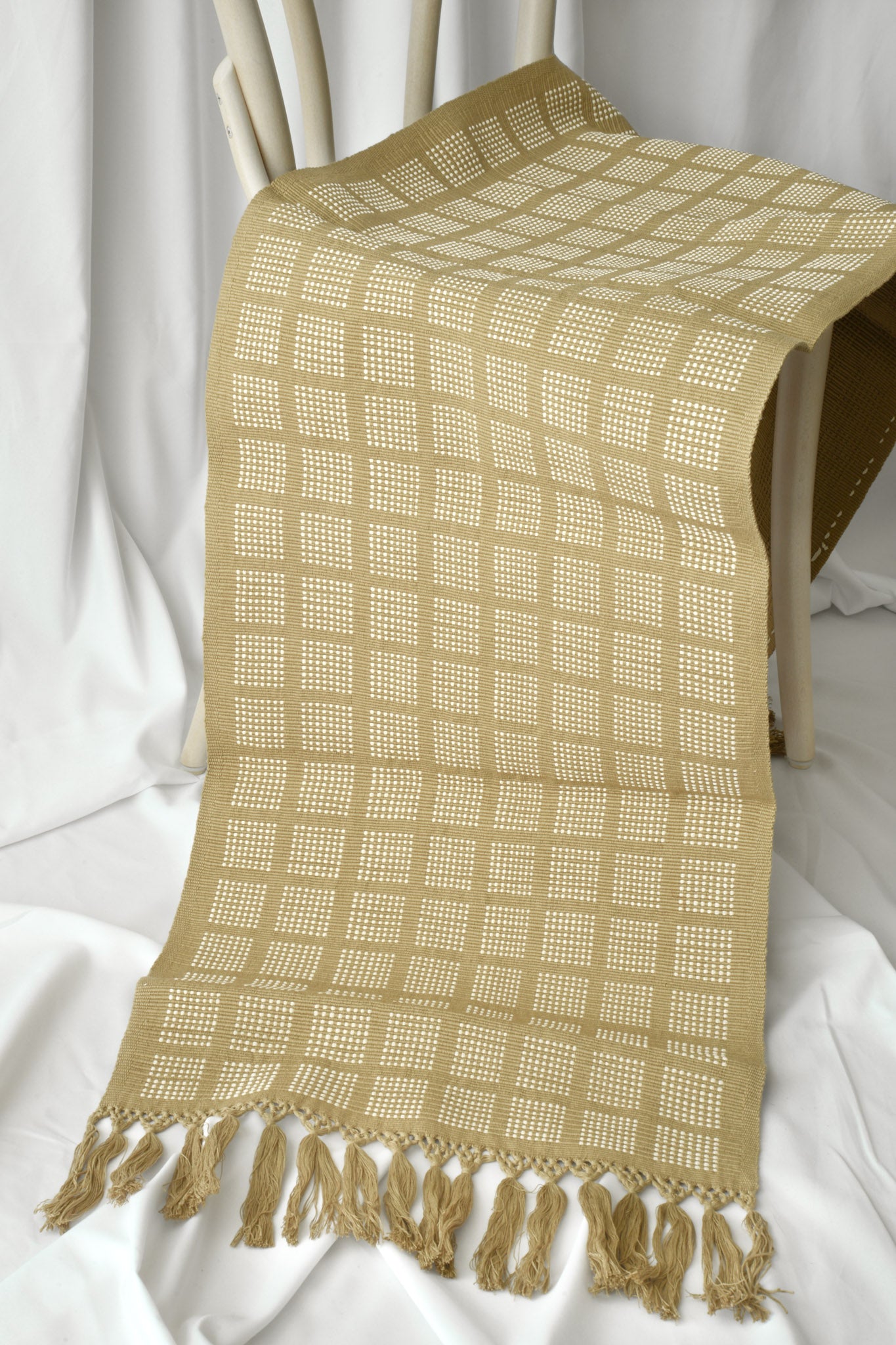 Grid Table runner