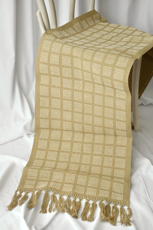 Grid Table runner