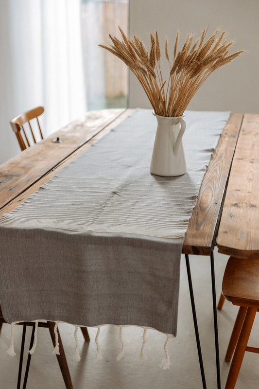 Pure Table runner