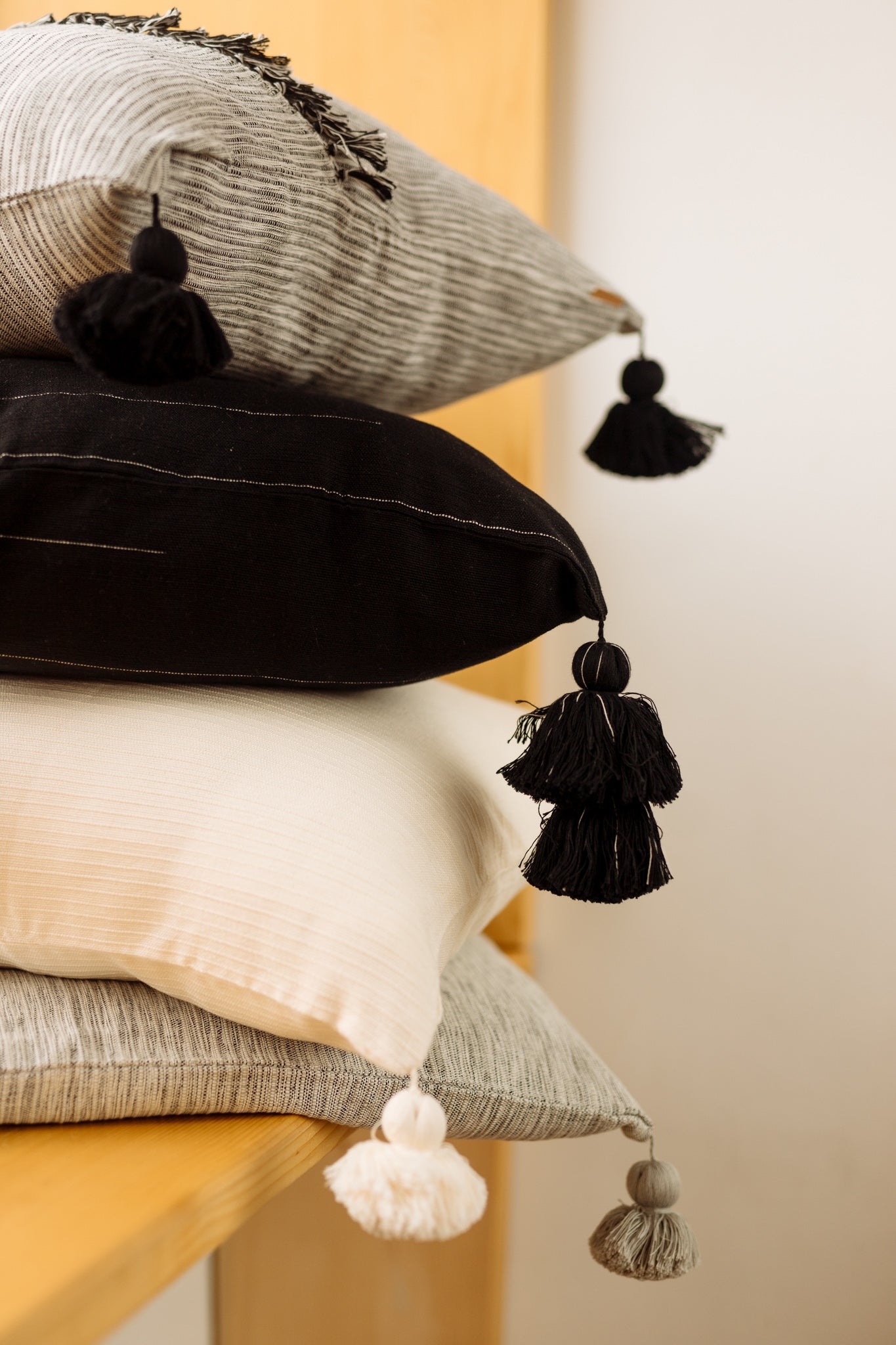 Easy Pompom Black Cushion