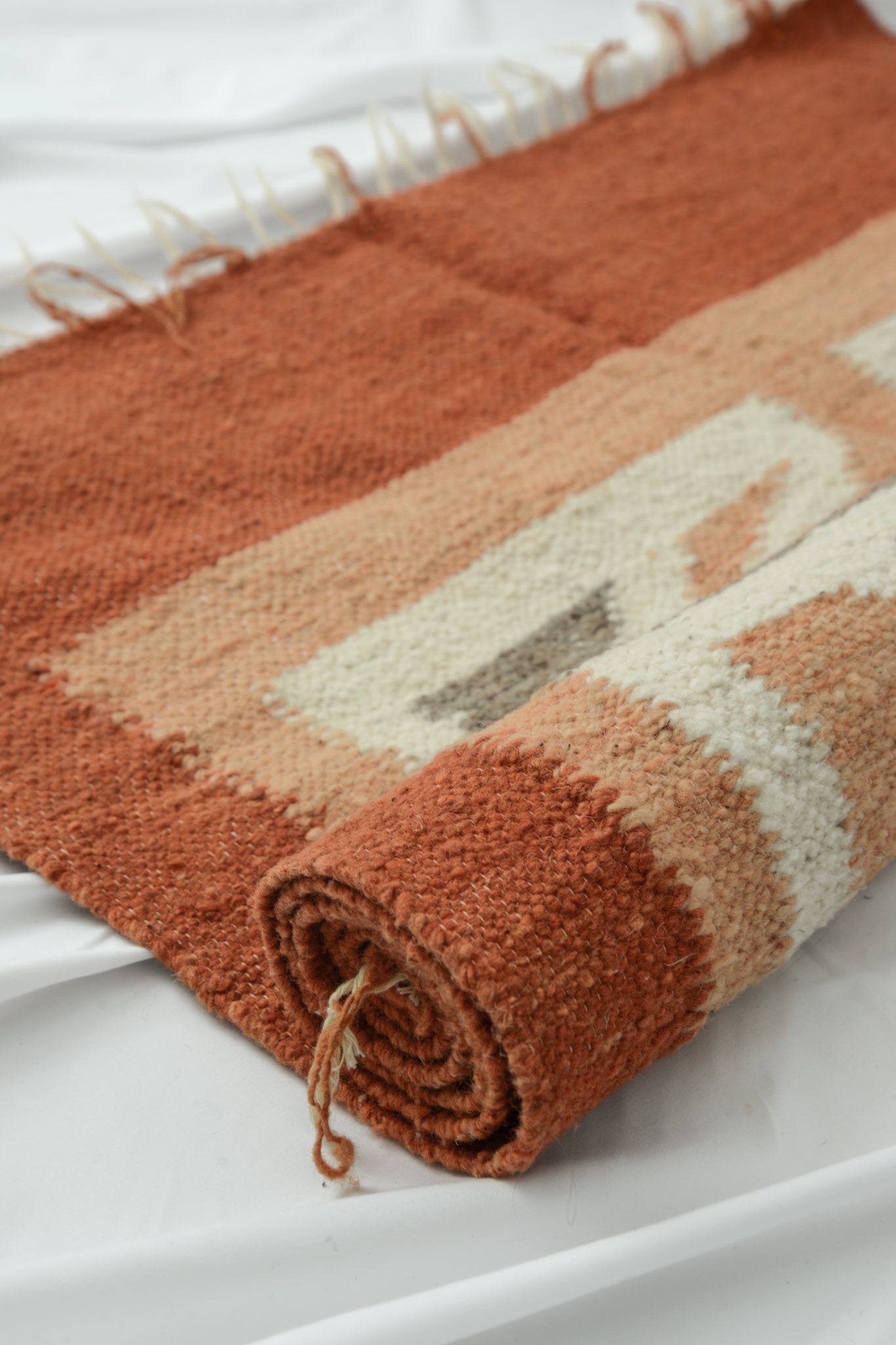 Sol Rustic Rug M